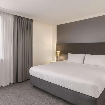 Rendezvous Hotel Perth Central Exteriör bild