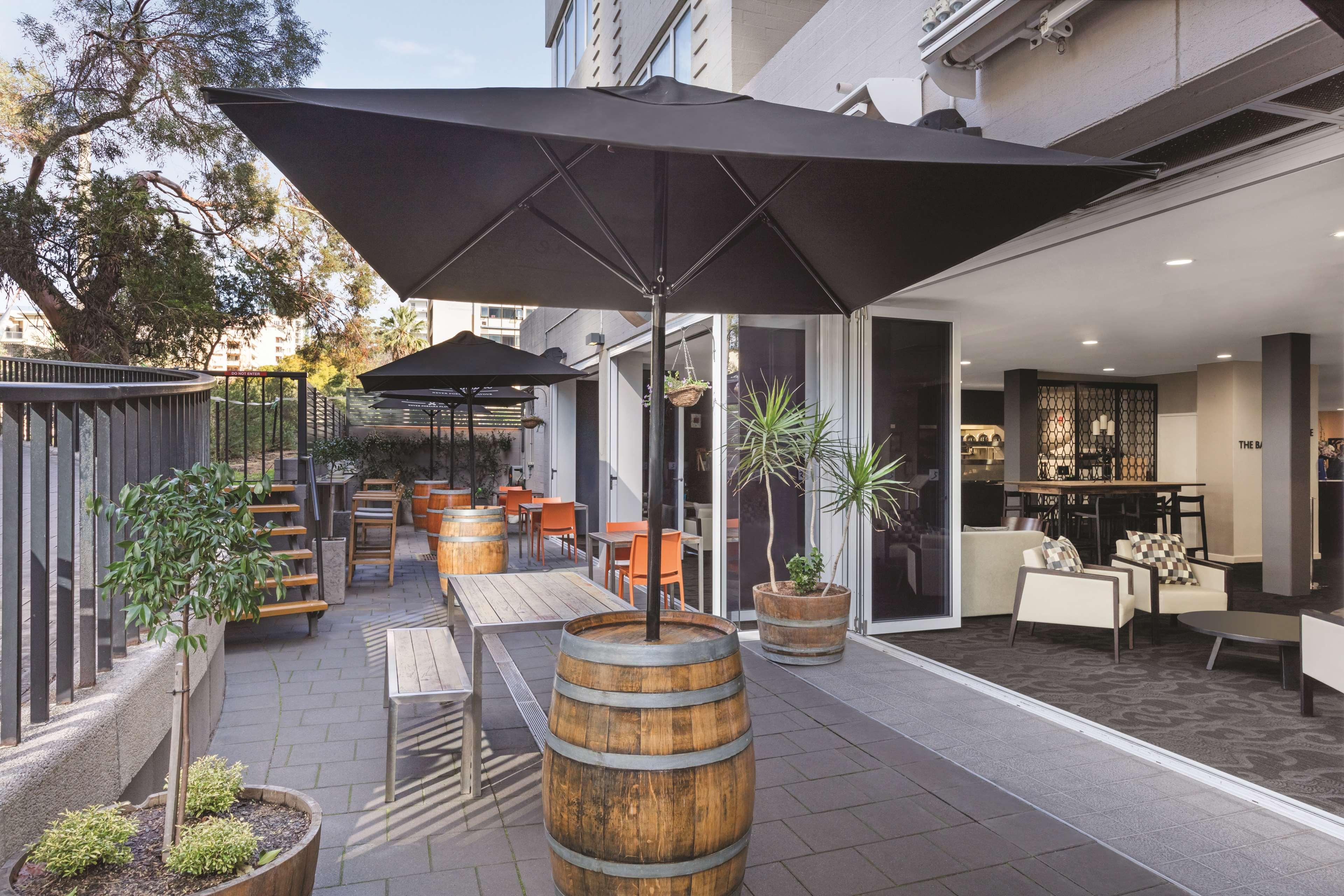 Rendezvous Hotel Perth Central Exteriör bild