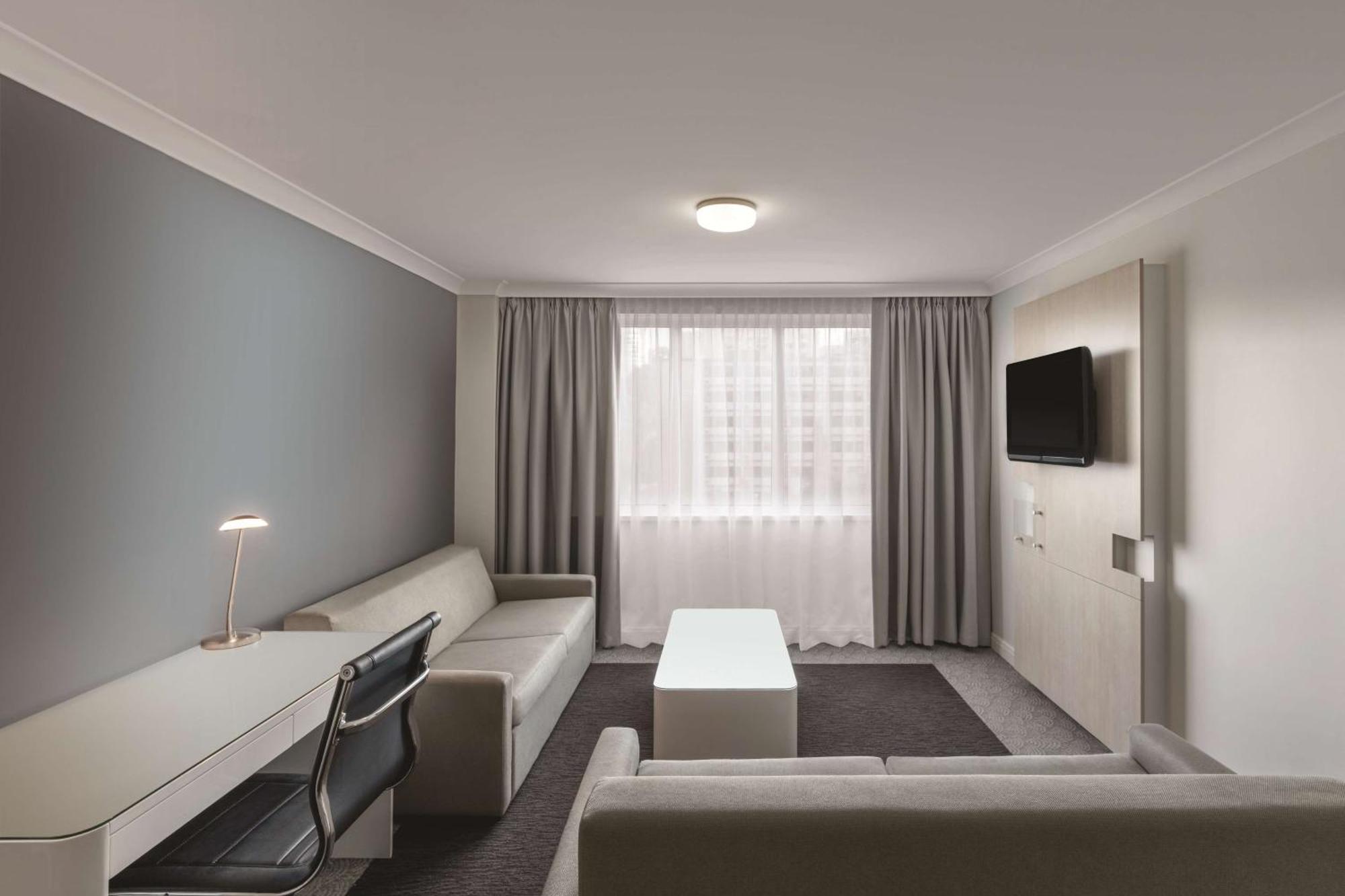 Rendezvous Hotel Perth Central Exteriör bild